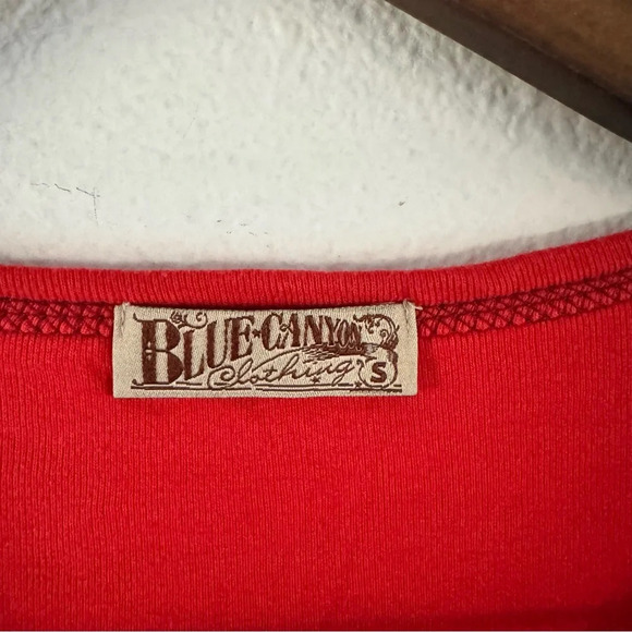 Vintage Graphic Y2K Top Metallic Embellished 90’s Red Shirt Small - Picture 5 of 9